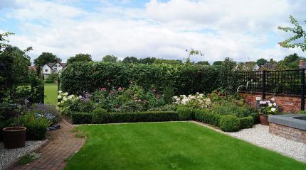 Mixed Hedging